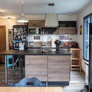 https://logement-entier-au-etercy.hotels-rhonealpes.com