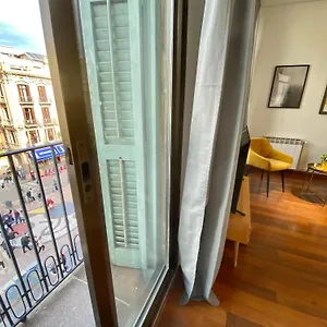 https://homenfun-barcelona-las-ramblas.topbarcelonahotels.com